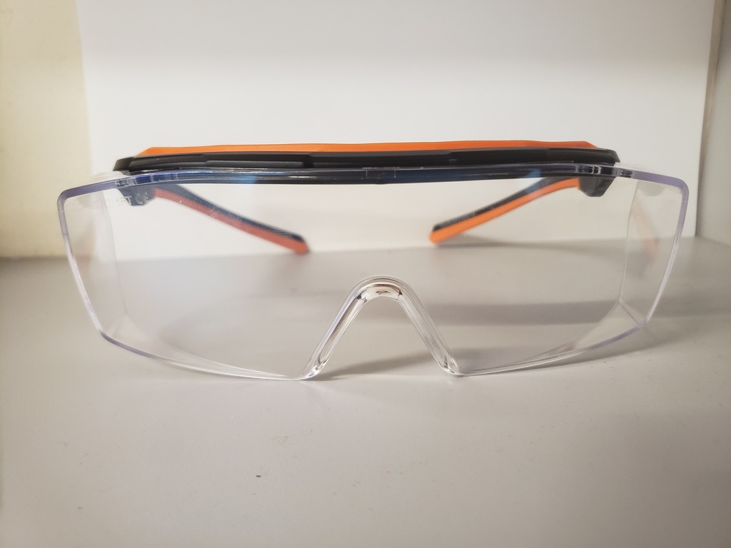 Taurus Demetz surlunettes